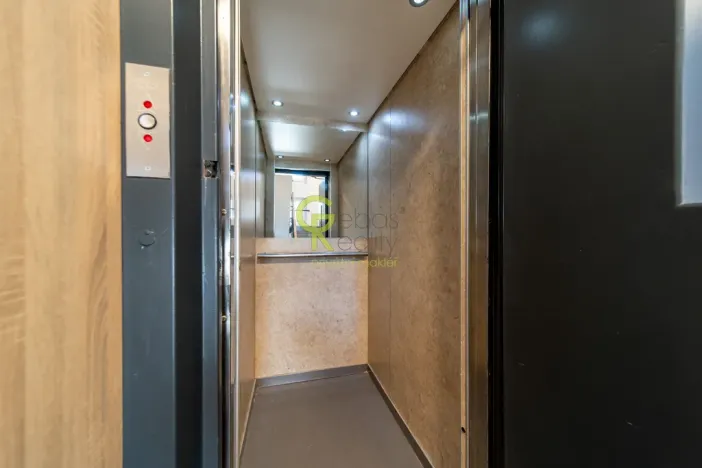 Pronájem bytu 1+kk, Praha - Hodkovičky, Pod lysinami, 30 m2