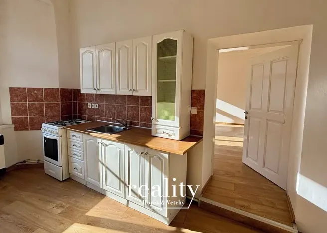 Pronájem bytu 2+1, Moravské Budějovice, nám. ČSA, 70 m2