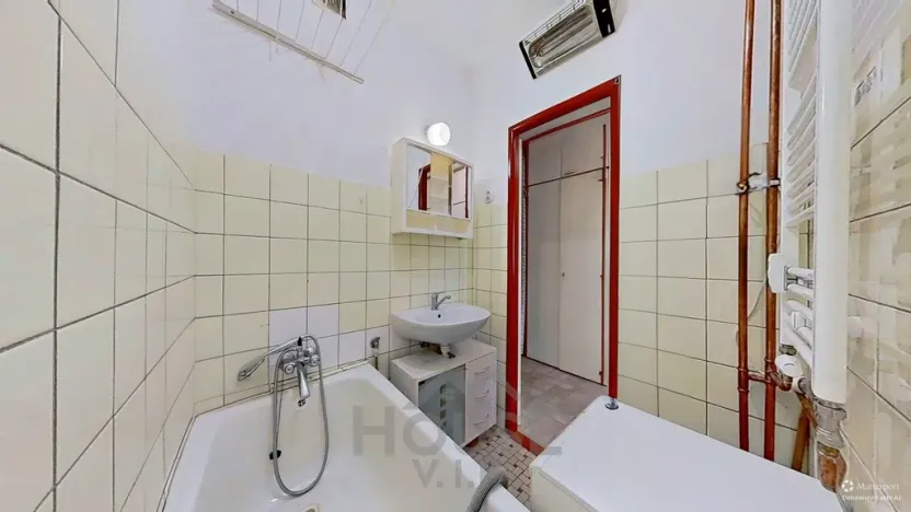 Prodej bytu 2+kk, Praha - Strašnice, Královická, 48 m2