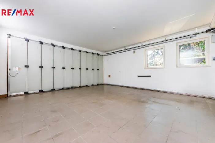 Prodej rodinného domu, Praha, U zahrádek, 433 m2