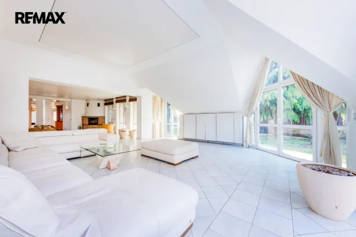Prodej rodinného domu, Praha, U zahrádek, 433 m2
