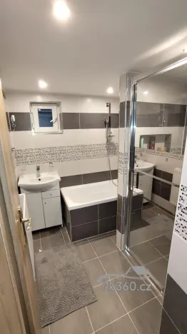 Prodej rodinného domu, Kozlovice, 162 m2