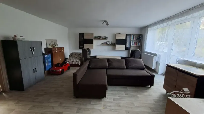 Prodej rodinného domu, Staříč, 185 m2