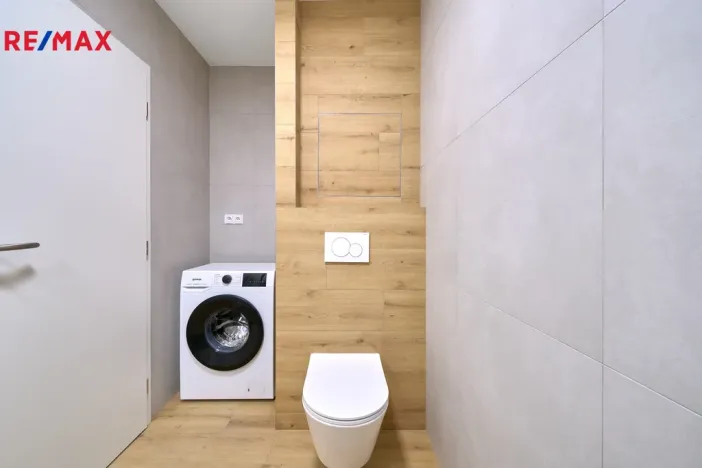 Pronájem bytu 1+kk, Hradec Králové - Pražské Předměstí, Blažíčkovo náměstí, 19 m2