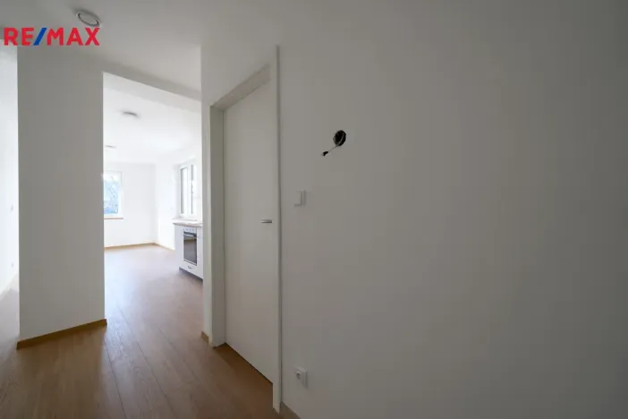 Pronájem bytu 1+kk, Hradec Králové - Pražské Předměstí, Blažíčkovo náměstí, 30 m2