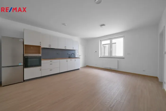 Pronájem bytu 3+kk, Hradec Králové - Pražské Předměstí, Blažíčkovo náměstí, 57 m2