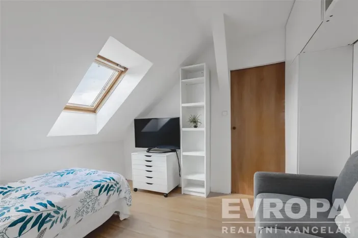 Prodej rodinného domu, Stará Huť, Družstevní, 142 m2