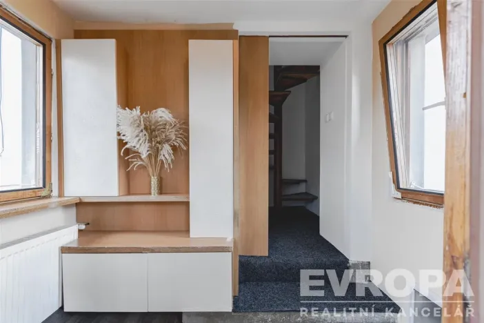 Prodej rodinného domu, Stará Huť, Družstevní, 142 m2