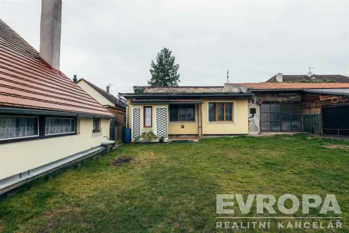 Prodej rodinného domu, Stará Huť, Družstevní, 142 m2