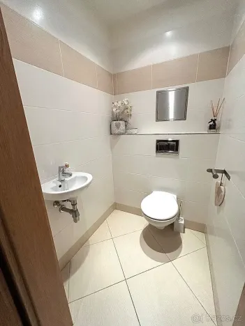 Pronájem bytu 2+kk, Praha - Zličín, Míšovická, 60 m2