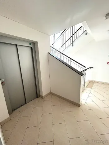 Pronájem bytu 2+kk, Praha - Zličín, Míšovická, 60 m2