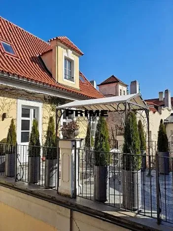 Pronájem bytu 4+1, Praha - Malá Strana, Vlašská, 178 m2