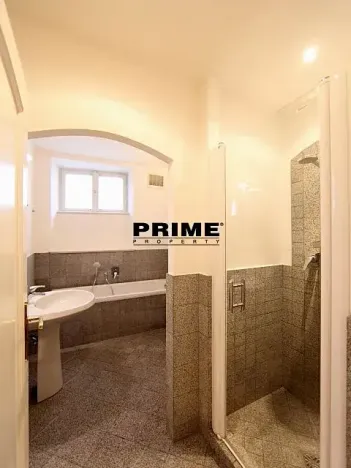 Pronájem bytu 2+1, Praha - Malá Strana, Vlašská, 73 m2