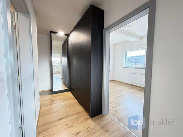 Pronájem bytu 2+kk, Králův Dvůr, Spojovací, 52 m2