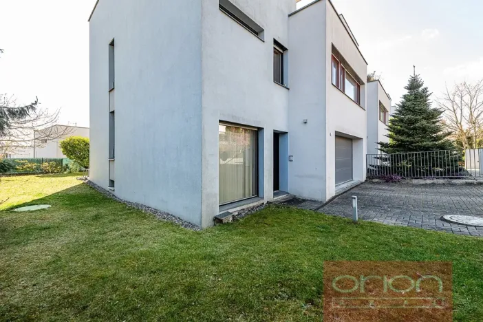 Pronájem rodinného domu, Praha - Jinonice, U panské zahrady, 289 m2