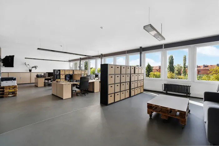 Prodej obchodního prostoru, Brno - Slatina, Hviezdoslavova, 1514 m2