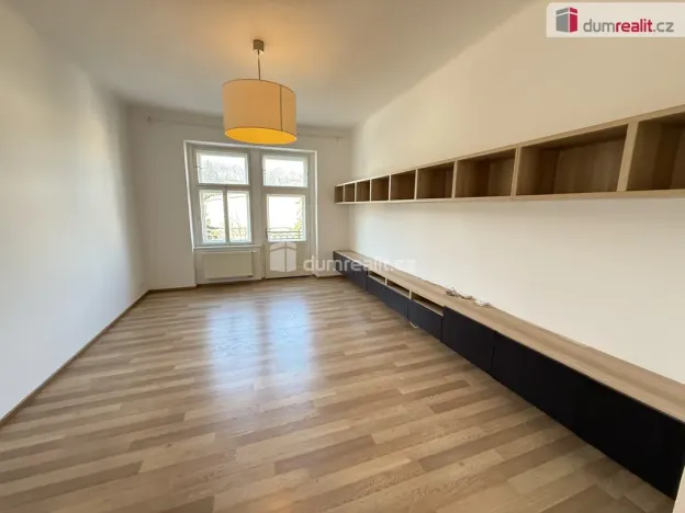 Pronájem bytu 2+1, Praha - Smíchov, U Nikolajky, 68 m2