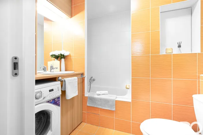 Prodej bytu 2+kk, Praha, Bazovského, 44 m2