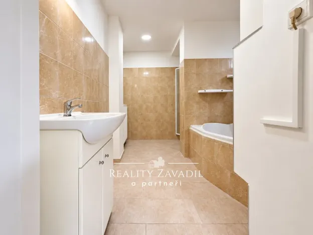 Prodej bytu 3+1, Český Těšín, Na Olšinách, 88 m2
