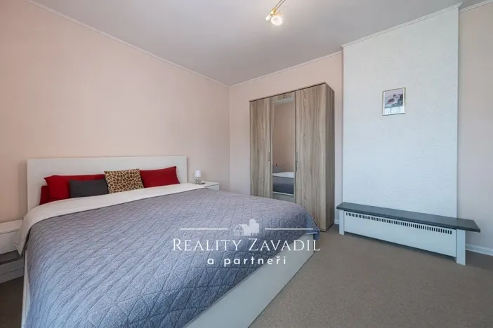 Prodej bytu 4+kk, Velké Popovice, Na Dlaskově, 88 m2