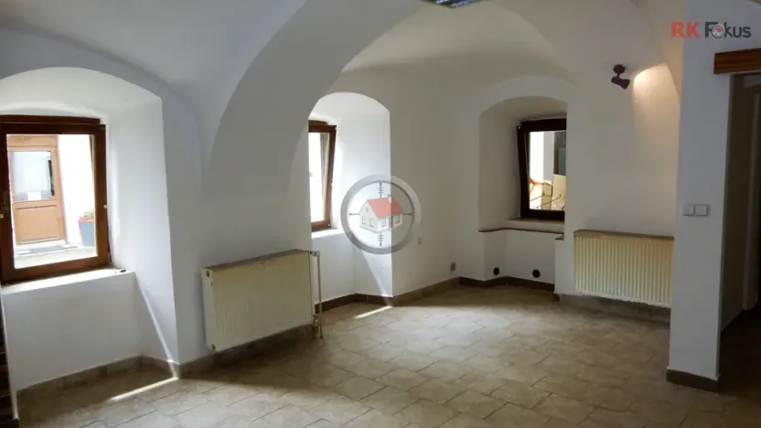 Pronájem bytu 2+kk, Moravské Budějovice, nám. ČSA, 44 m2