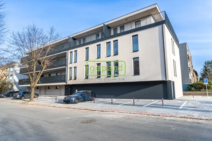 Pronájem bytu 3+kk, Praha - Čakovice, Danielova, 72 m2