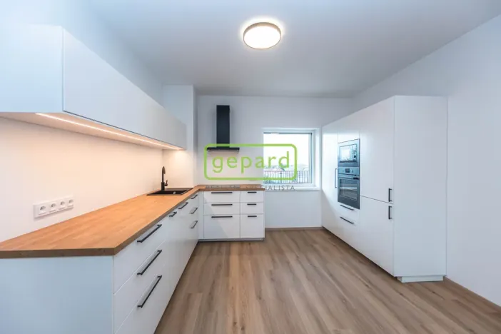 Pronájem bytu 3+kk, Praha - Čakovice, Danielova, 72 m2