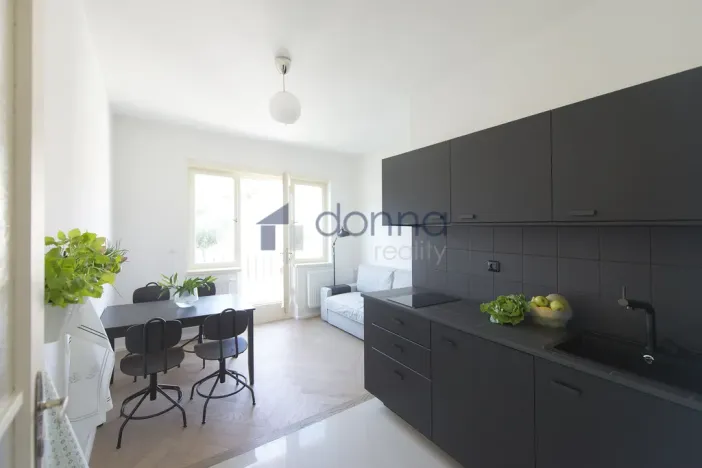 Pronájem bytu 2+kk, Praha, Hartigova, 64 m2