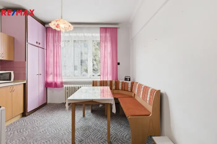 Pronájem bytu 2+1, Sokolov, Jednoty, 62 m2