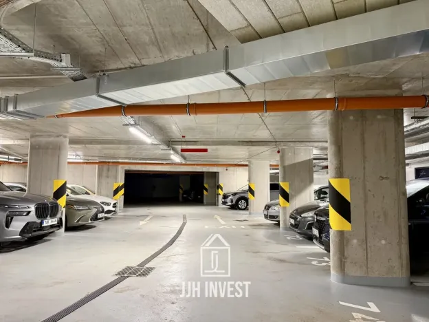 Pronájem garáže, Praha - Stodůlky, Bělohlávkova, 19 m2