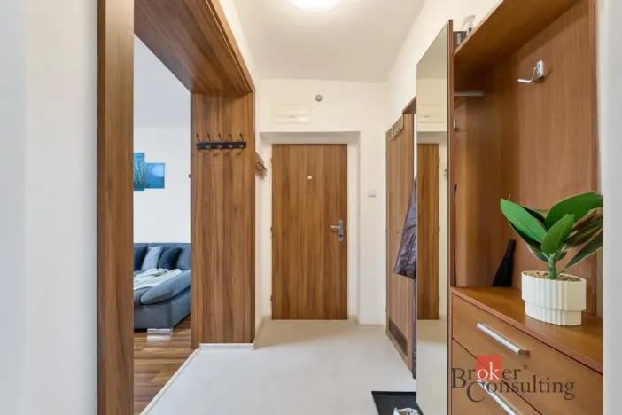 Pronájem bytu 3+1, Pardubice - Svítkov, Kostnická, 67 m2