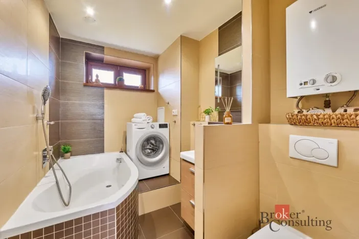 Pronájem bytu 3+1, Pardubice - Svítkov, Kostnická, 67 m2