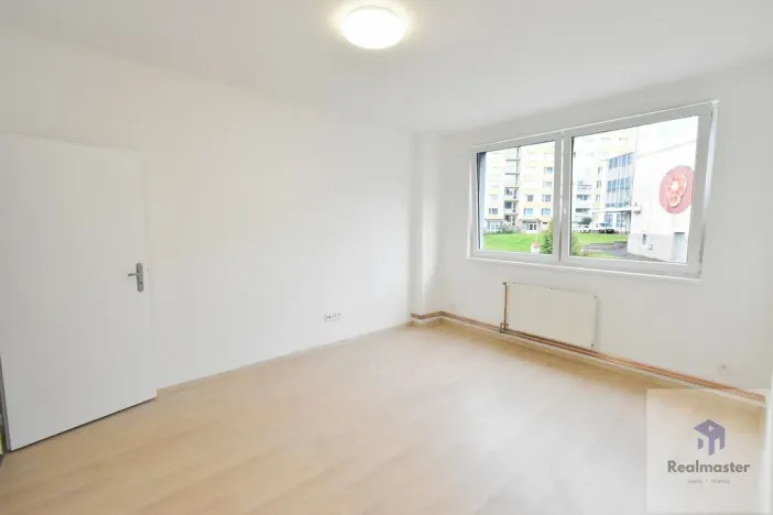 Pronájem bytu 1+1, Ústí nad Labem - Střekov, Novosedlické náměstí, 65 m2