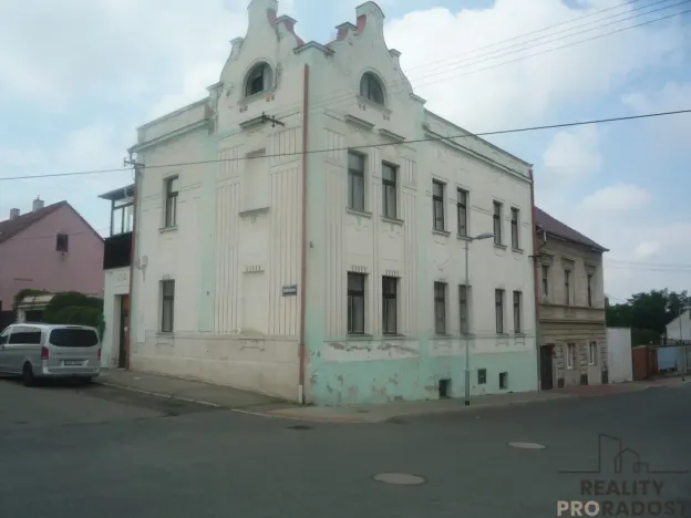 Pronájem bytu 2+kk, Kladno, Jeronýmova, 42 m2