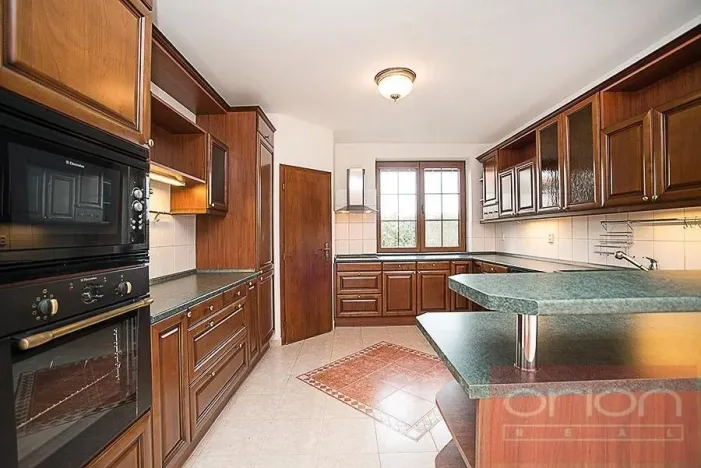 Pronájem rodinného domu, Praha - Nebušice, Druhého odboje, 390 m2