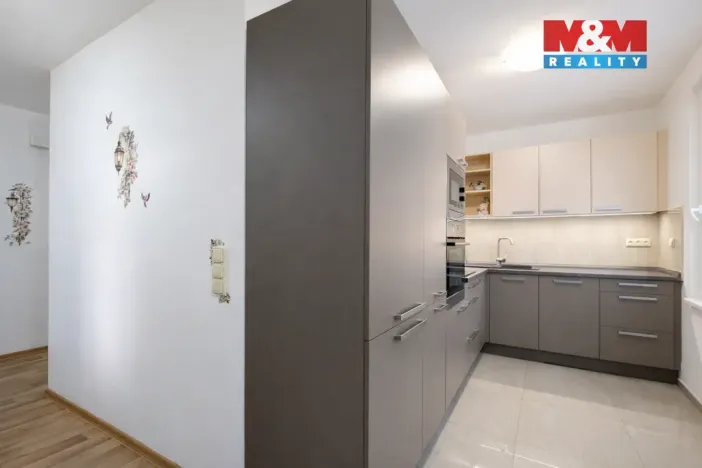 Prodej bytu 3+kk, Benešov, Hráského, 66 m2