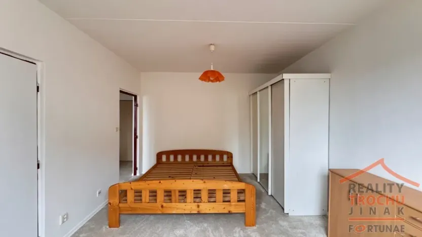 Pronájem bytu 1+1, Hradec Králové, Hrubínova, 39 m2