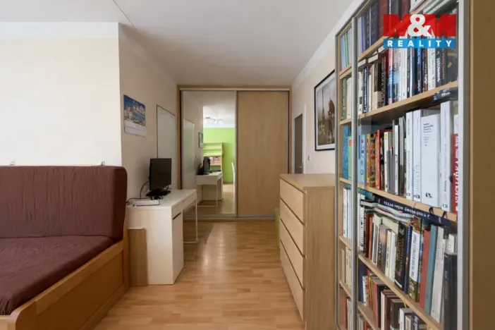 Prodej bytu 2+kk, Praha - Stodůlky, Běhounkova, 38 m2