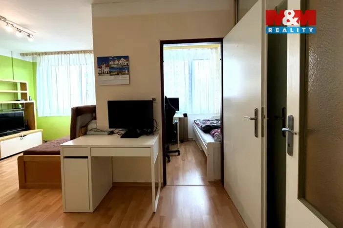 Prodej bytu 2+kk, Praha - Stodůlky, Běhounkova, 38 m2