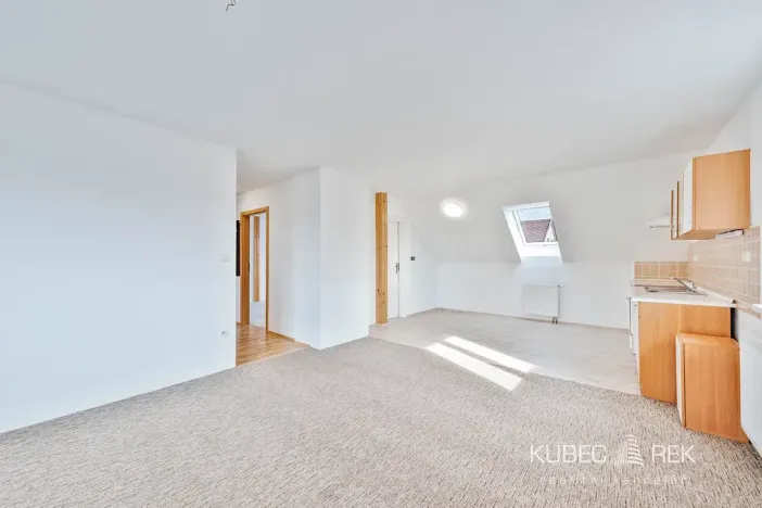 Pronájem bytu 3+kk, Tábor, Husitská, 79 m2
