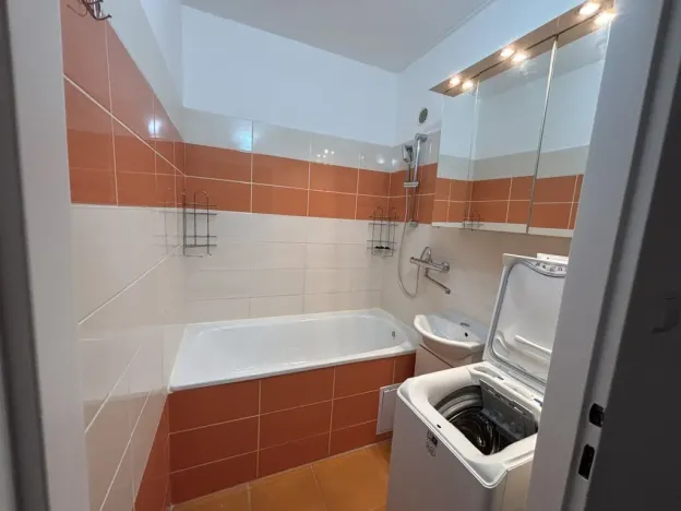 Pronájem bytu 2+kk, Kladno - Kročehlavy, Benešovská, 40 m2