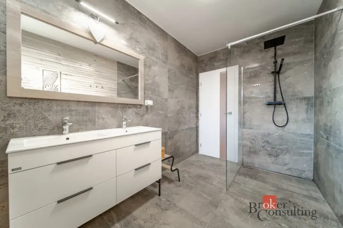 Prodej rodinného domu, Strupčice - Okořín, 107 m2