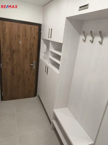 Pronájem bytu 3+kk, Praha - Kamýk, Pšenčíkova, 75 m2