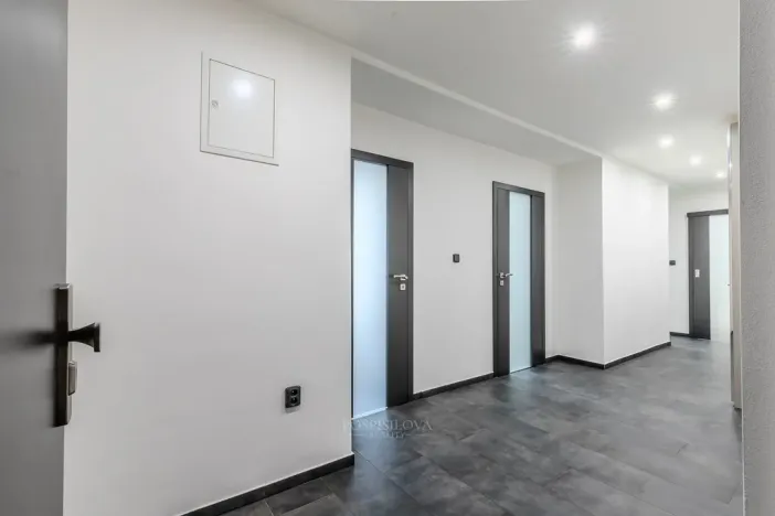 Prodej bytu 2+1, Kladno, gen. Píky, 62 m2