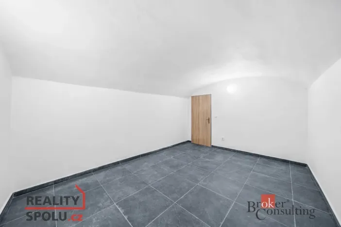 Pronájem - jiné, Plzeň - Jižní Předměstí, Husova, 110 m2