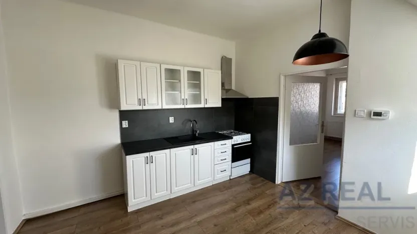 Pronájem bytu 2+1, Liberec, Dobrovského, 65 m2