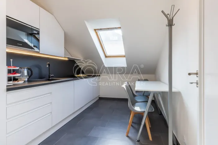 Pronájem kanceláře, Praha - Michle, Brtnická, 45 m2