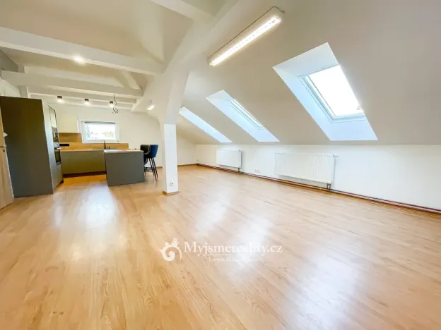 Pronájem bytu 4+kk, Znojmo, I. P. Pavlova, 110 m2