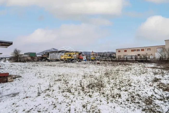 Prodej komerčního pozemku, Mlékojedy, 3769 m2