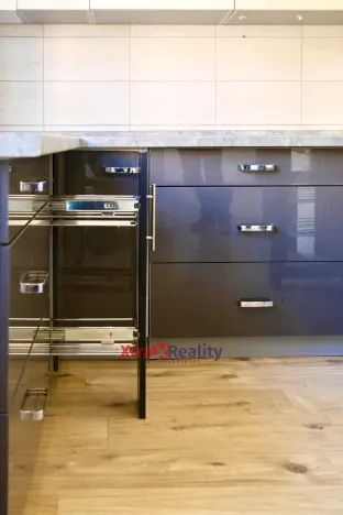 Prodej bytu 3+1, Krupka - Maršov, Karla Čapka, 79 m2